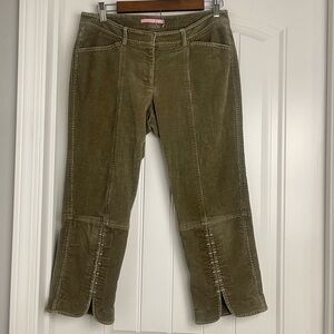 Gianni Bini Pea Green Corduroy Retro Capris